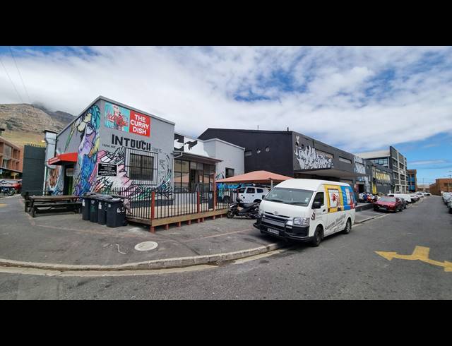 3,450M² BUILDING FOR SALE IN SALT RIVER